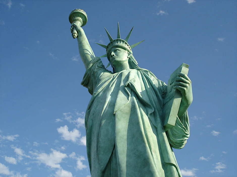 Die Freihheitsstatue im Hafen von New York City