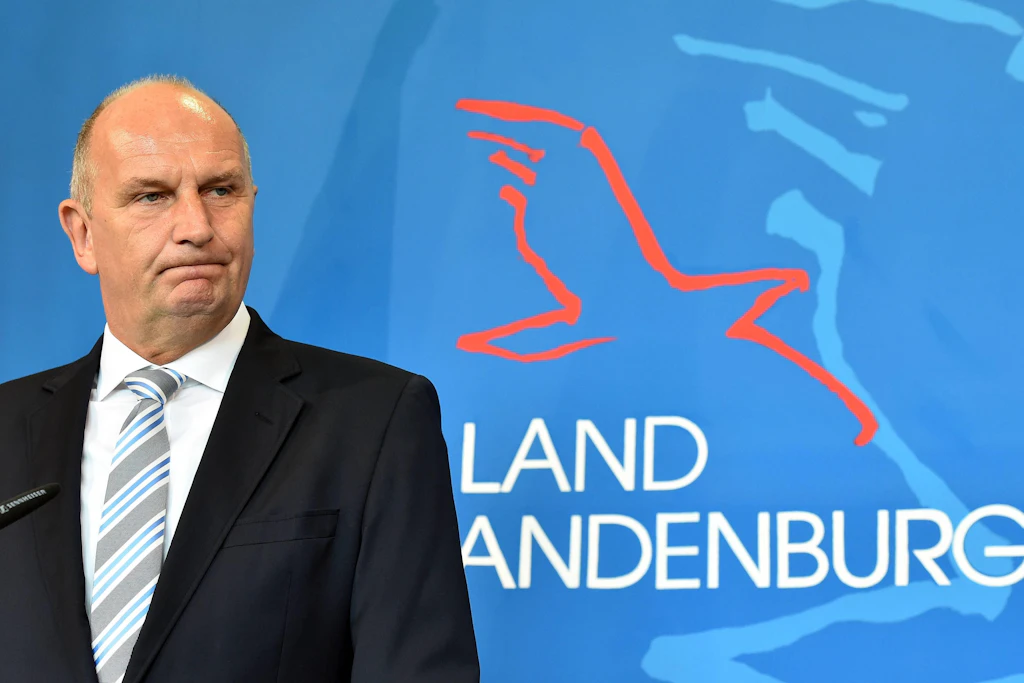 Dietmar Woidke fährt nun doch nicht in den Urlaub