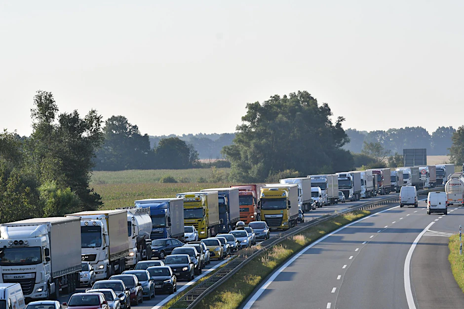 Die A24 Berlin-Hamburg ist bei Wittenburg gerade voll gesperrt. Noch gibt es nach Auskunft der Polizei keinen Stau (Symbolbild).