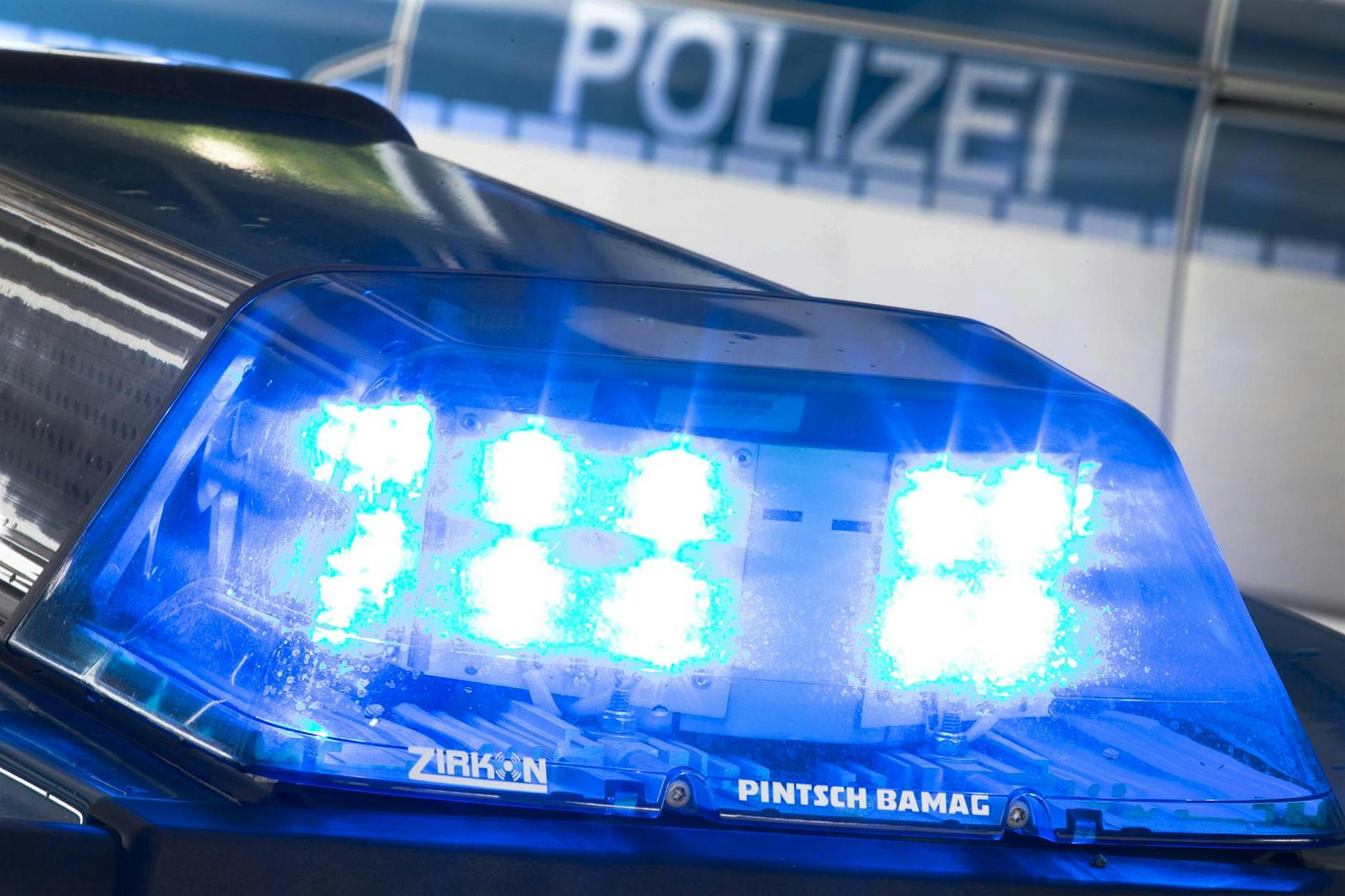 Tod auf Campinghof: Enkel (20) soll seine Oma (65) umgebracht haben