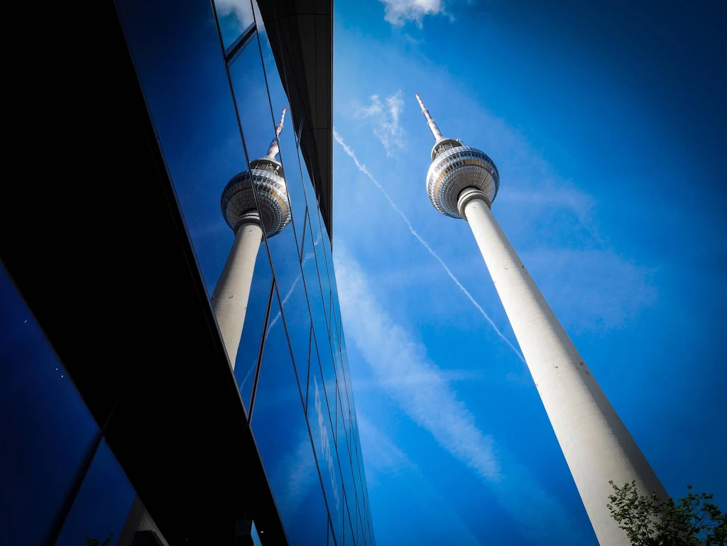 Vom Louvre lernen: Für den von DDR-Bürgern erbauten Fernsehturm kann das ...