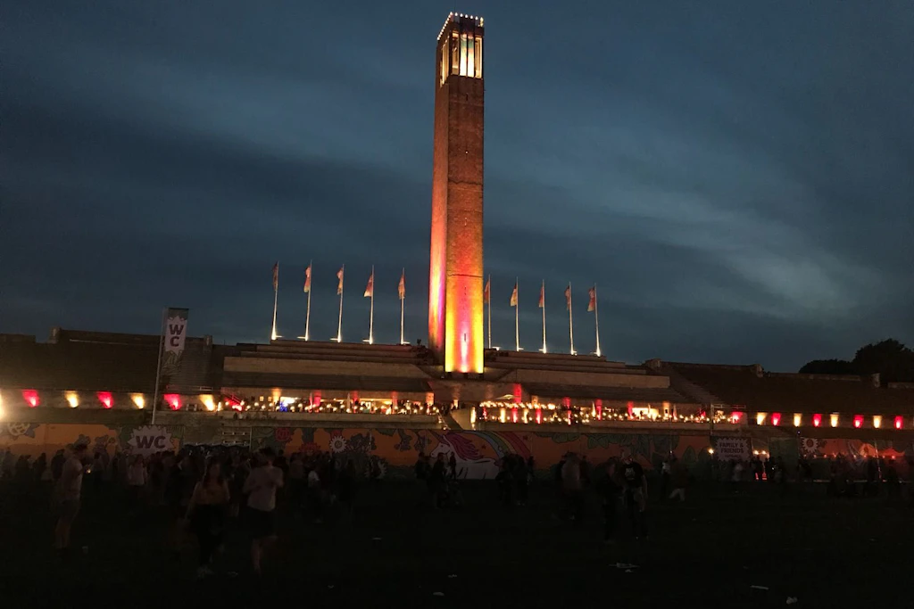 Lolla, nachts.