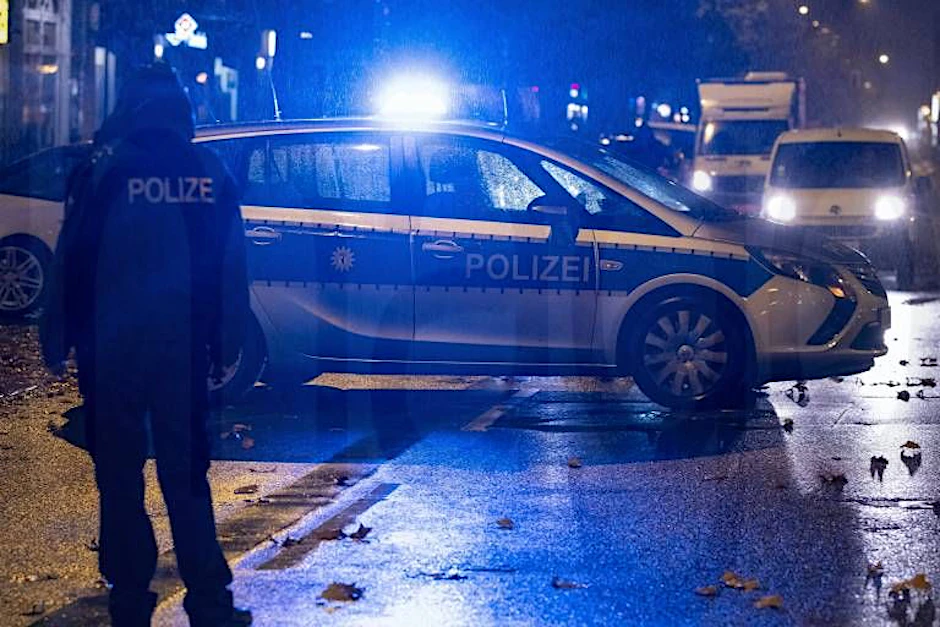 Ein Polizei-Auto im Einsatz