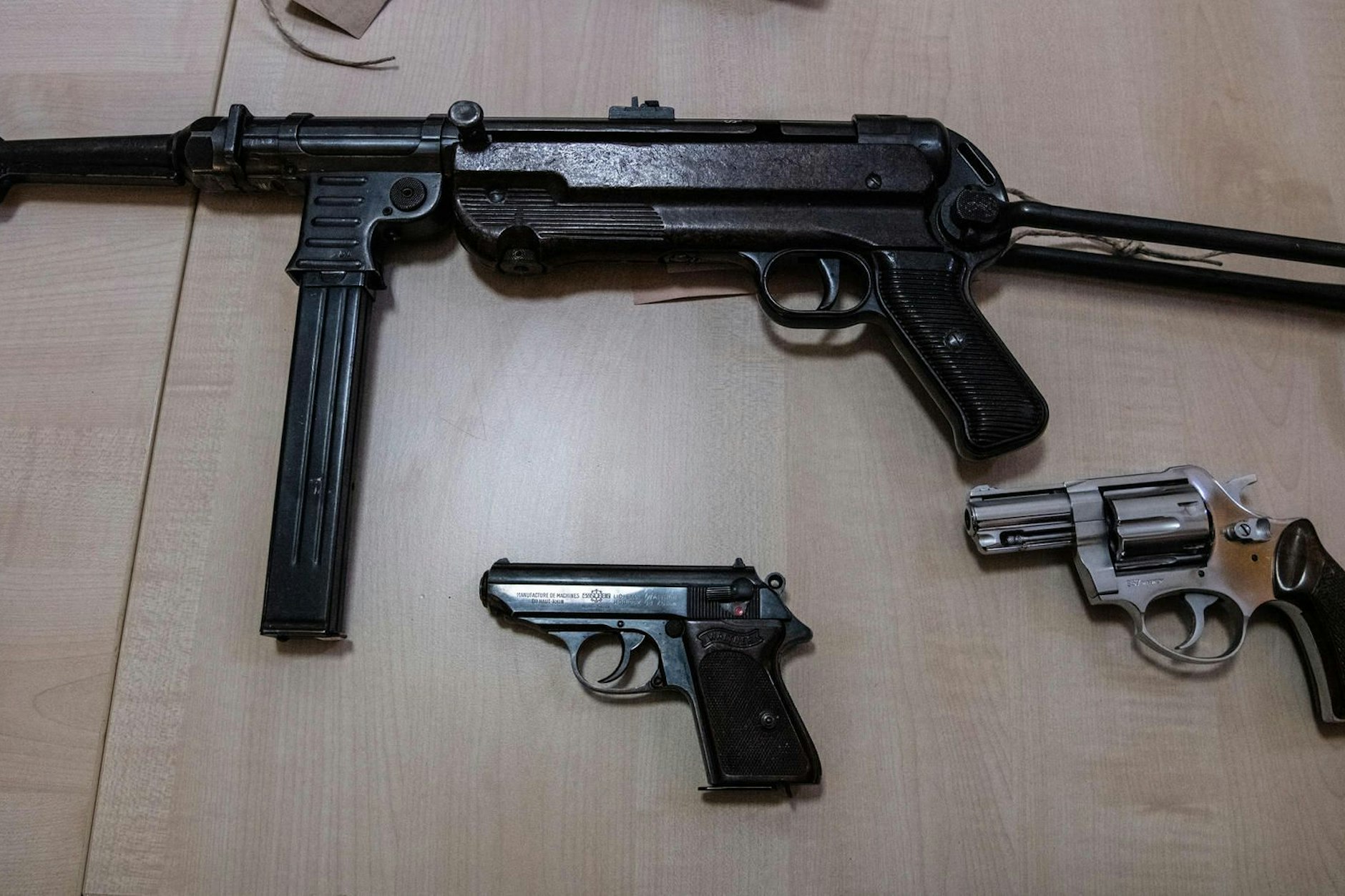 Die Nutzung von Waffen hat in Berlin drastisch zugenommen. Vergangenes Jahr hat sich die Zahl der Schießereien und Drohungen mit Schusswaffen fast verdoppelt.