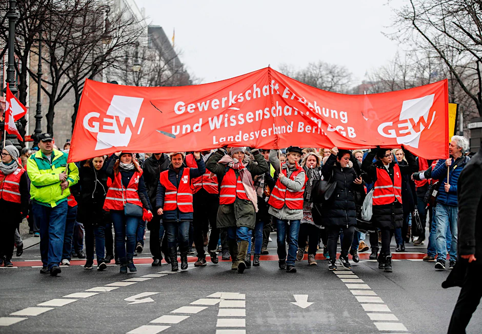 Aufnahme von einem Kita-Streik in Berlin im Jahr 2025