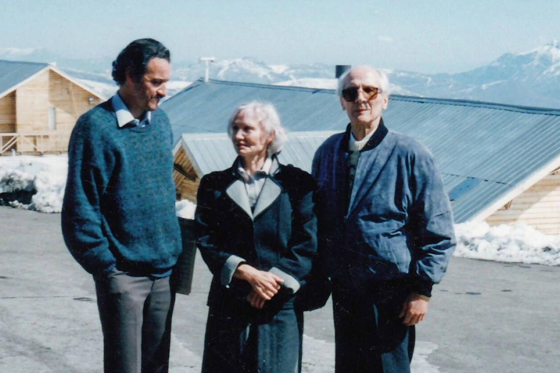 Sie hatten viele Vertraute in Chile: Erich und Margot Honecker mit einem Freund der Familie&nbsp; in den Anden.