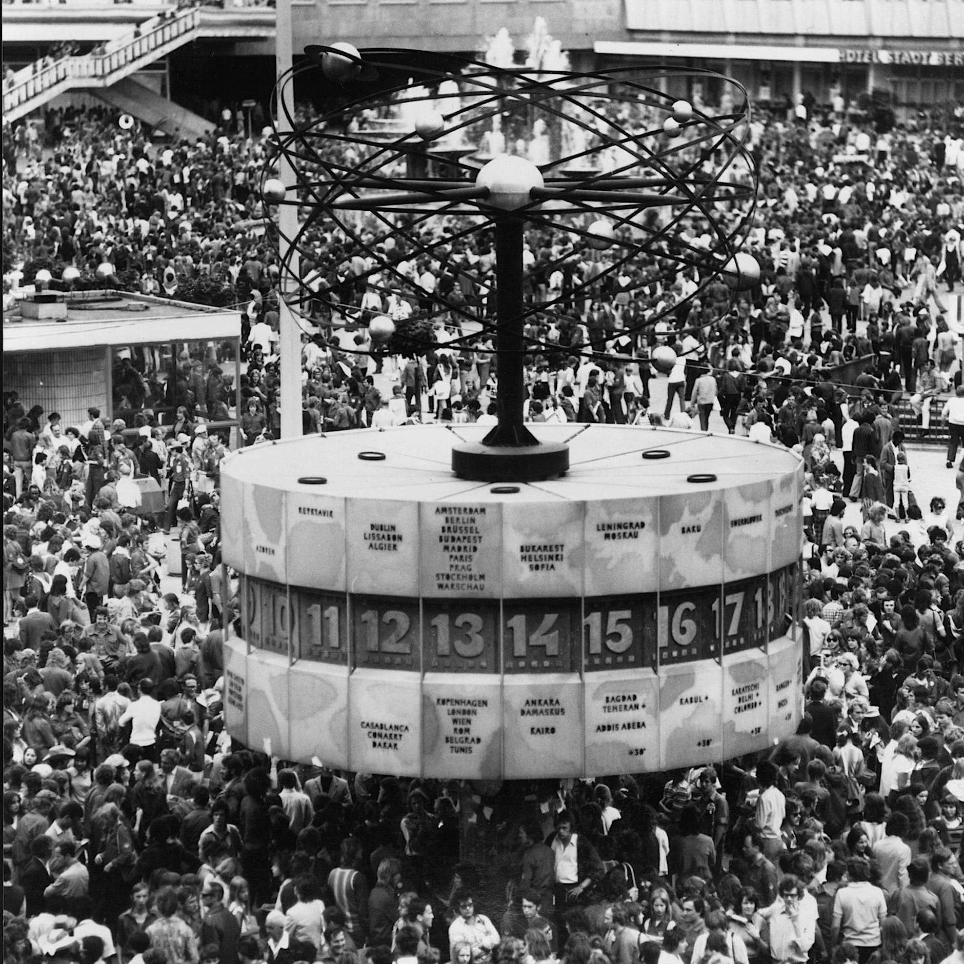 Das westdeutsche Modell kollabiert und der Osten weiß, was kommt