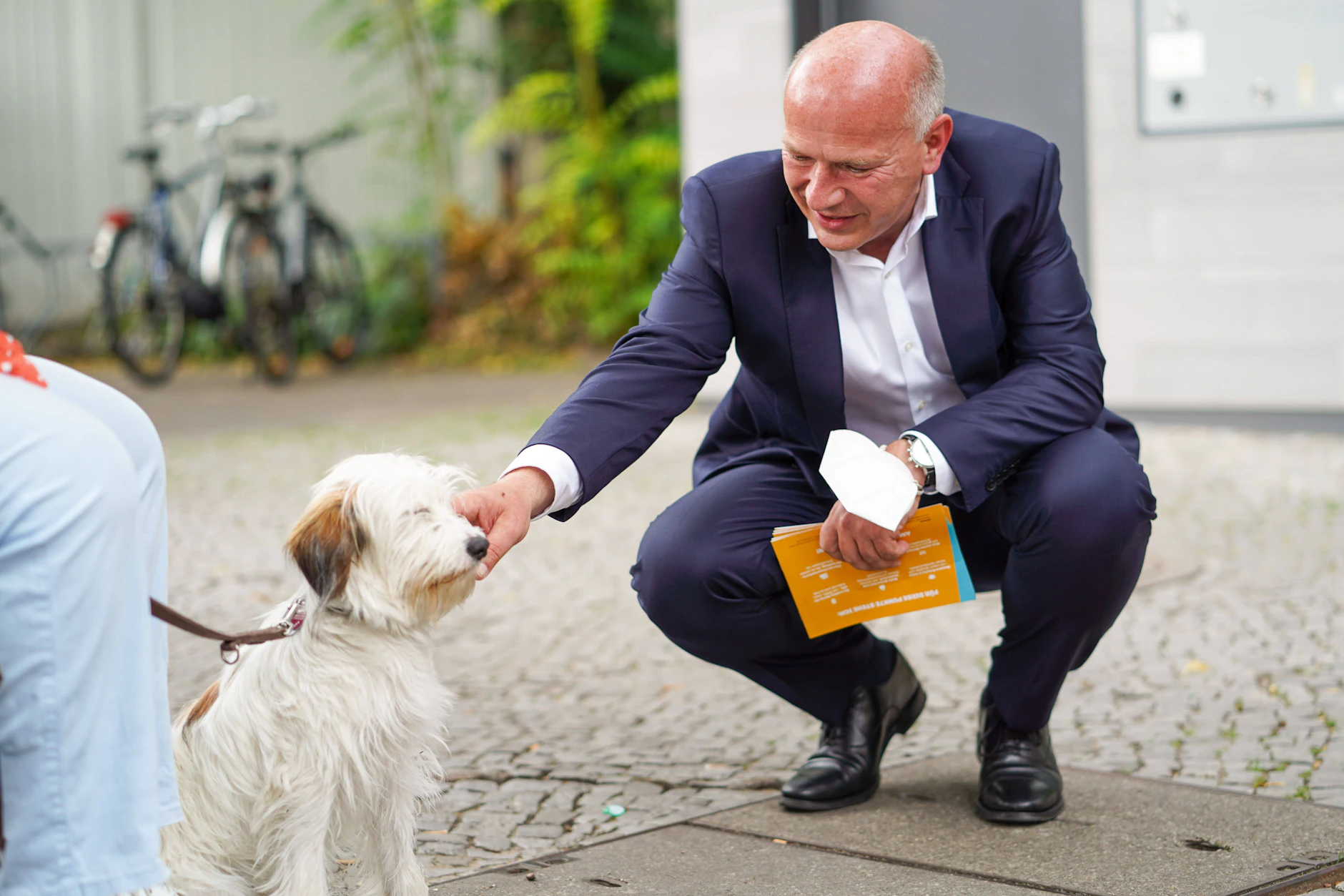 Mag Krisenmanagement fast so sehr wie Hunde: Kai Wegner (CDU)