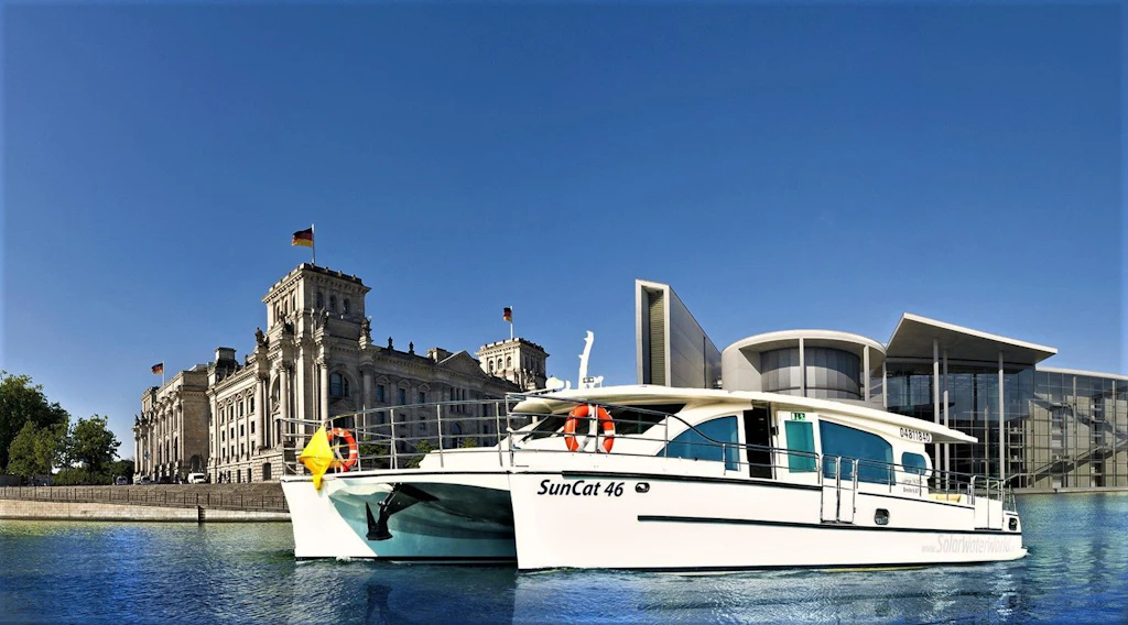 Schiffstour Solarkatamaran Solarschiff Berlin | Tickets