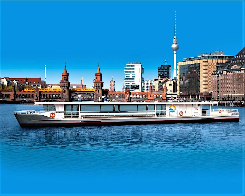 Das Solarschiff „Hermine“: geräuschlos und umweltfreundlich durch Solarenergie