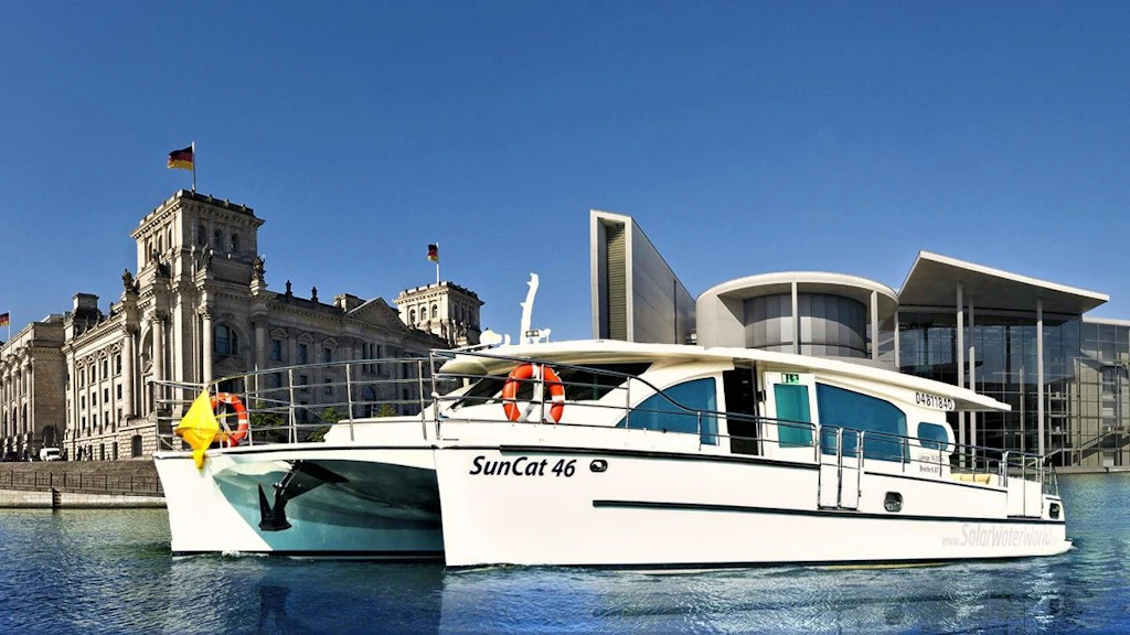 Solarkatamaran „SunCat46“ mit Platz für 25 Personen.