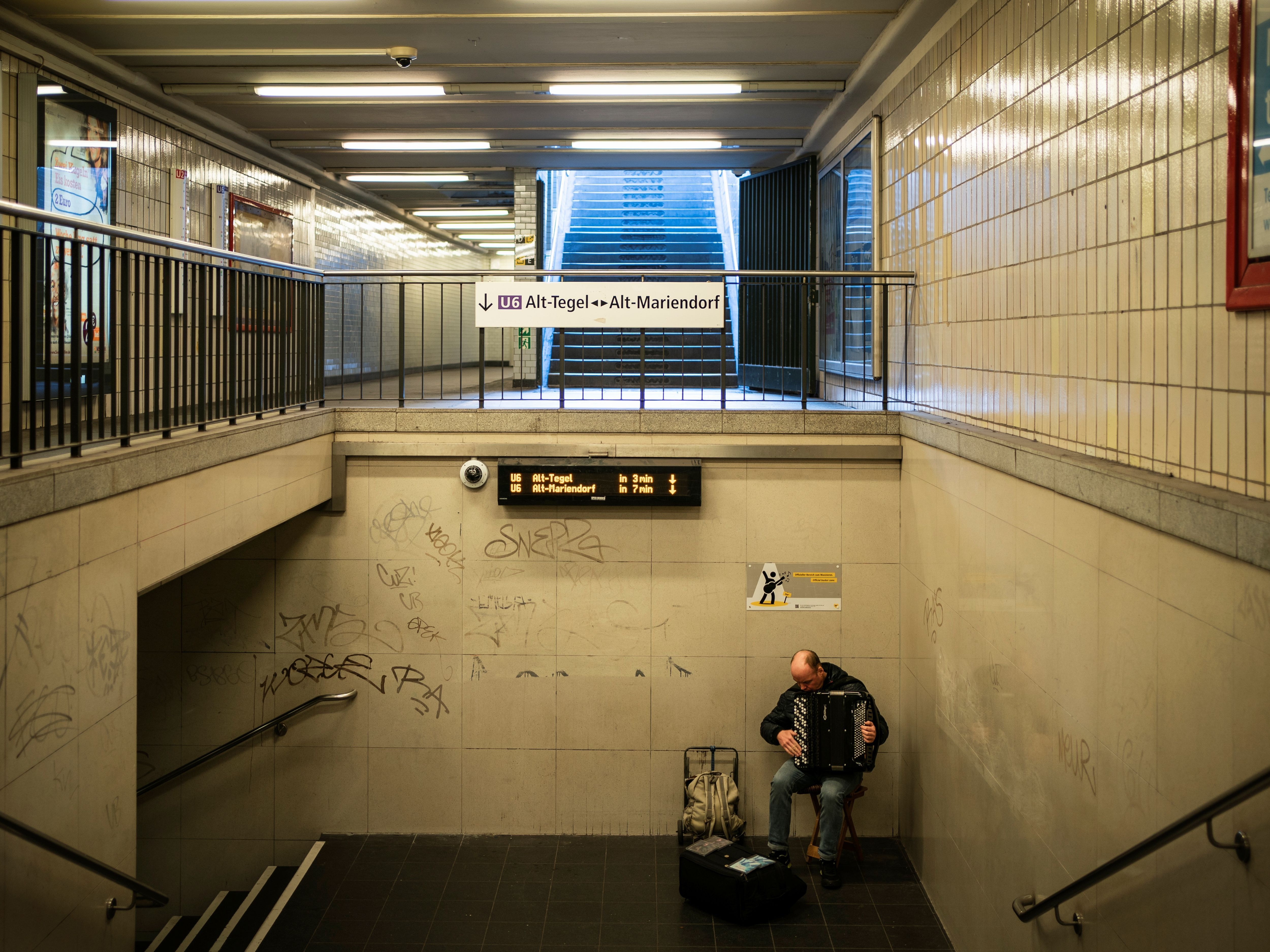 Musik in der Berliner U-Bahn: Wo ist der Mann mit dem Akkordeon?
