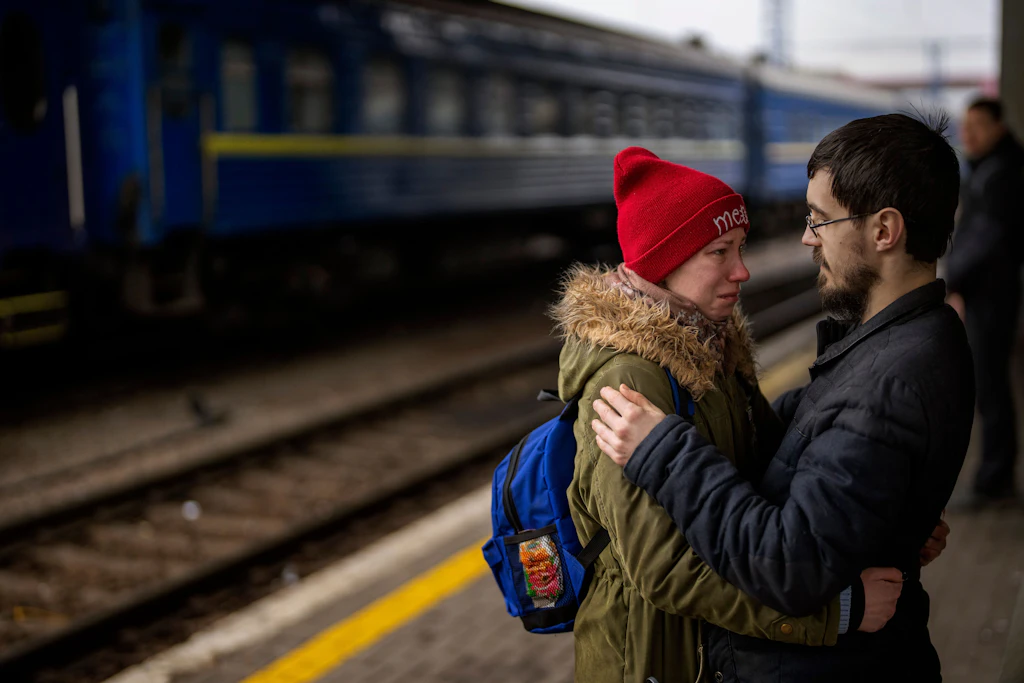 Neue EU-Asylreform tritt in Kraft: Europas Solidarität endet offenbar beim wehrfähigen Ukrainer