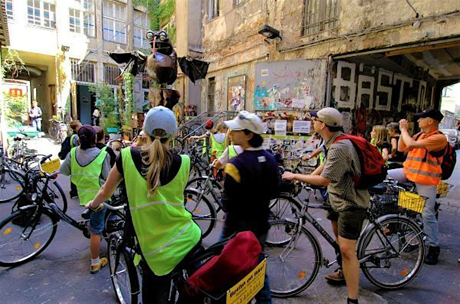 Berlin ist bunt und vielseitig. Lerne es bei dieser öffentlich geführten Tour näher kennen!