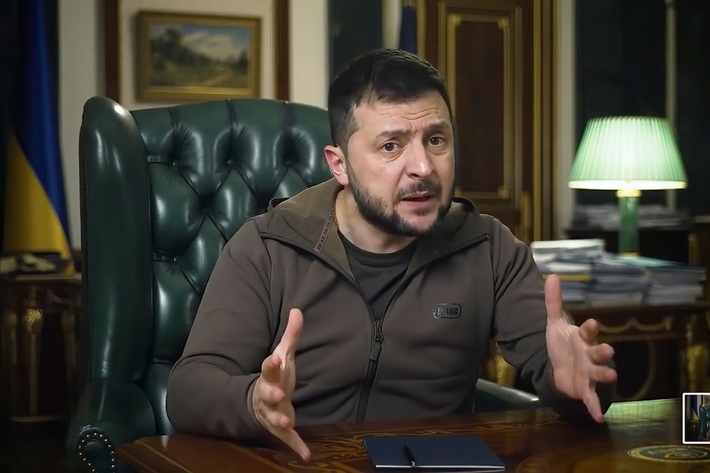 Präsident Selenskyj geht auf Friedensplan ein und rechtfertigt sich vor seinem Land