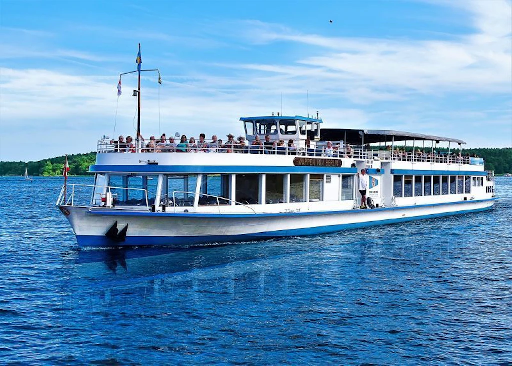 Schiffstour zum Müggelsee und Köpenick: Fahrplan 2026, Preise und Tickets hier!