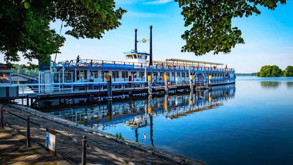 Anlegestelle Greenwichpromenade Tegel Hafen am Tegeler See: Fahrplan und Tickets