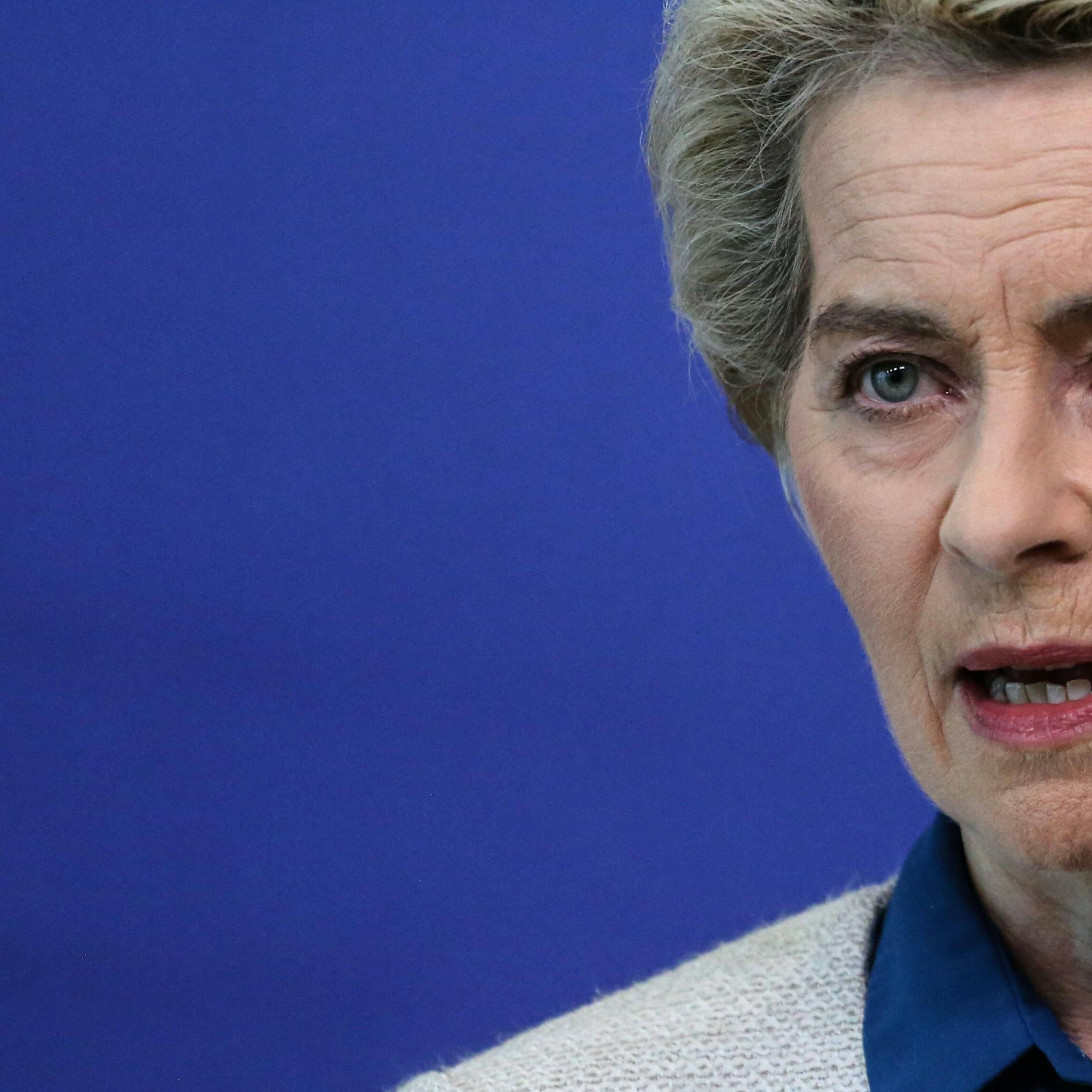 Image - Wahlen unter Brüssels Kontrolle? Ursula von der Leyens EU-Kommission zieht die Zügel an