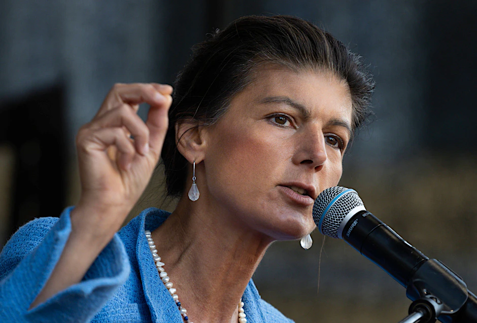 Sahra Wagenknecht sagt: „Eine erneute Mehrwertsteuererhöhung wäre dreiste Verarmungspolitik und der nächste Wahlbetrug.“