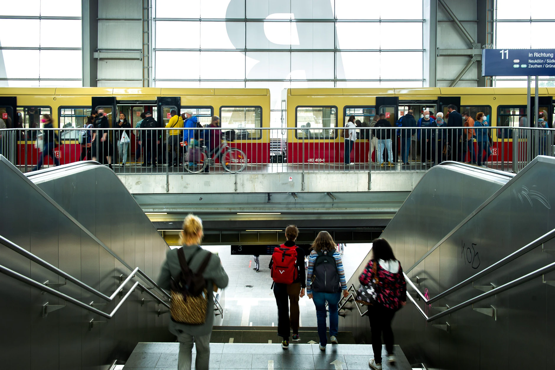 Wichtiger Knotenpunkt mit steigenden Fahrgastzahlen: Der Bahnhof Ostkreuz gehört zu den Stationen, in denen besonders häufig Fahrtreppen ausfallen.