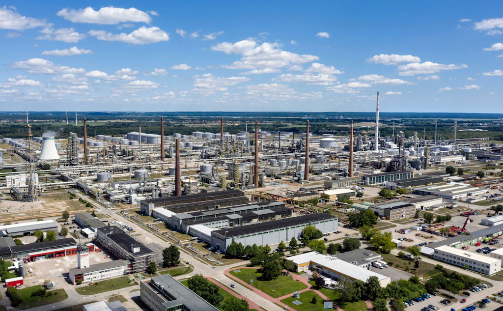 PCK Schwedt 2026: Wie sicher ist die Spritversorgung in Berlin und Brandenburg noch?