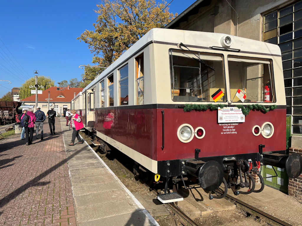Kurzfristige Sperrung trifft Bahn-Fest hart: Warum die RB26 trotz freier Strecke ausfällt