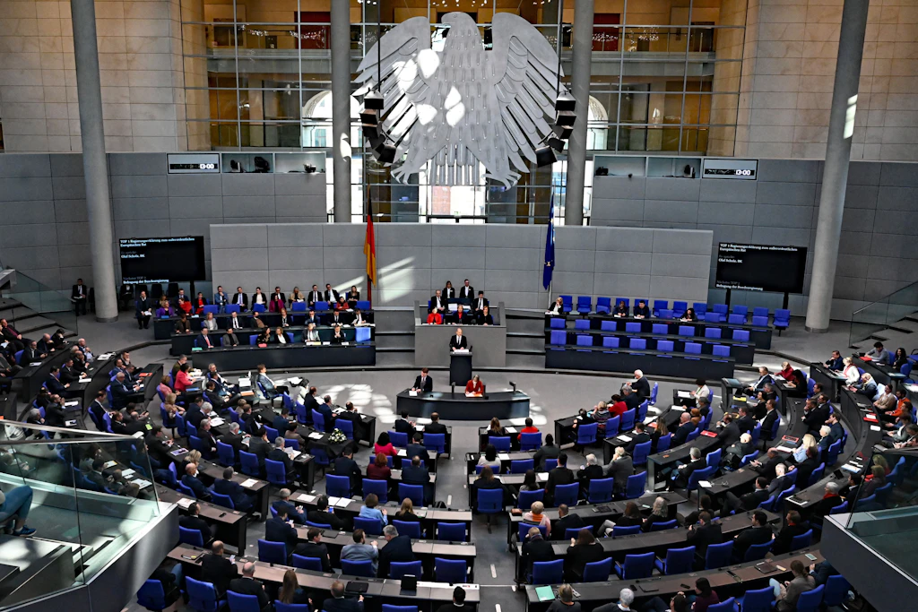 Eliten in der Politik: Volksvertreter – oder eine Gruppe, die unter sich bleibt?