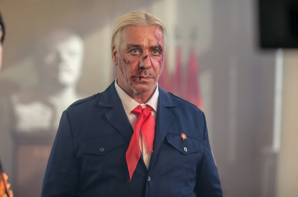 „Irre“, „absurd“! Rammstein-Frontmann Till Lindemann: DARUM gibt es jetzt Aufregung um seine neue Show
