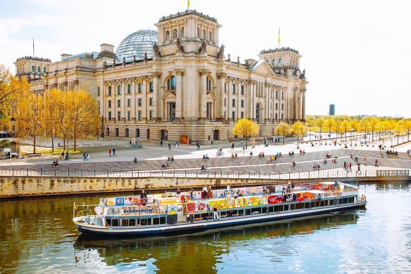 Schifffahrt Berlin ab Hauptbahnhof 1h Spree | Tickets!