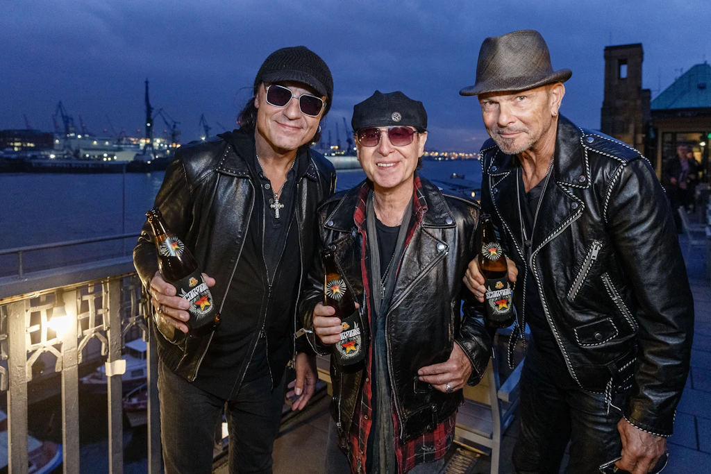 Die Scorpions Matthias Jabs (von links), Klaus Meine und Rudolf Schenker