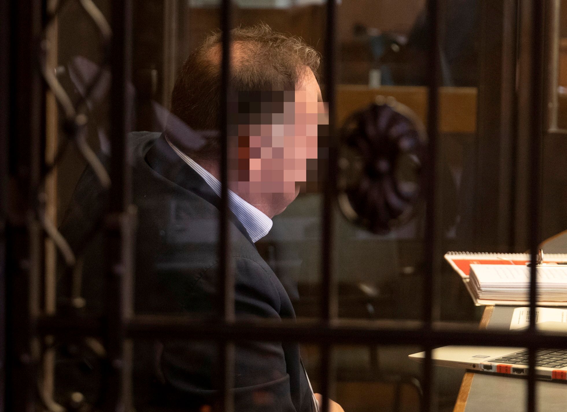 Knallhart-Urteil gegen Kunstschwindler: Er fälschte Werke von Helmut Newton