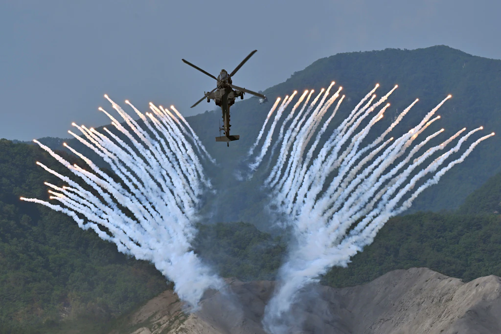 Ein Kampfhubschrauber von Typ Apache AH-64, hier in Südkorea.