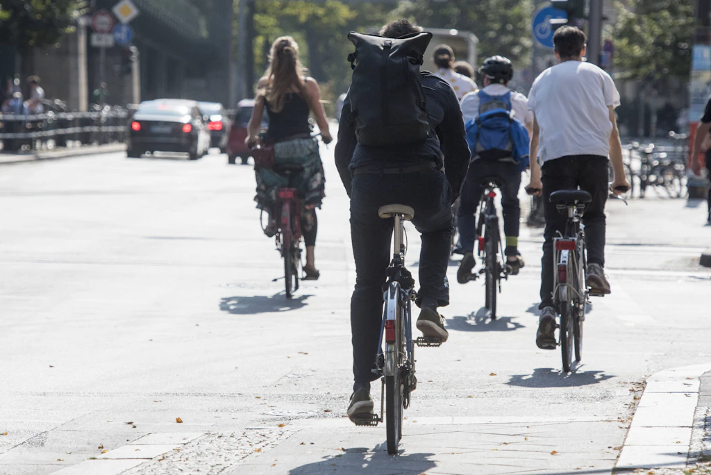 Schönhauser Allee: Straße JETZT wegen Fahrraddemo dicht