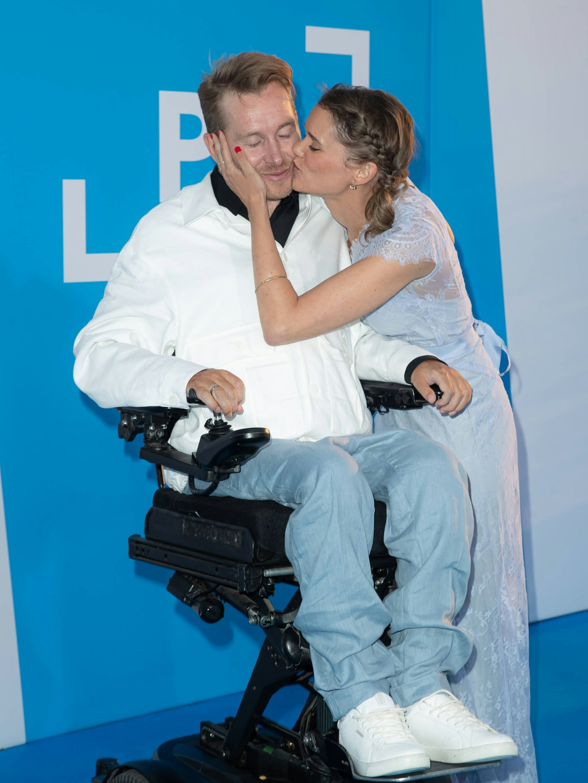 Samuel und Sarah sind überglücklich.