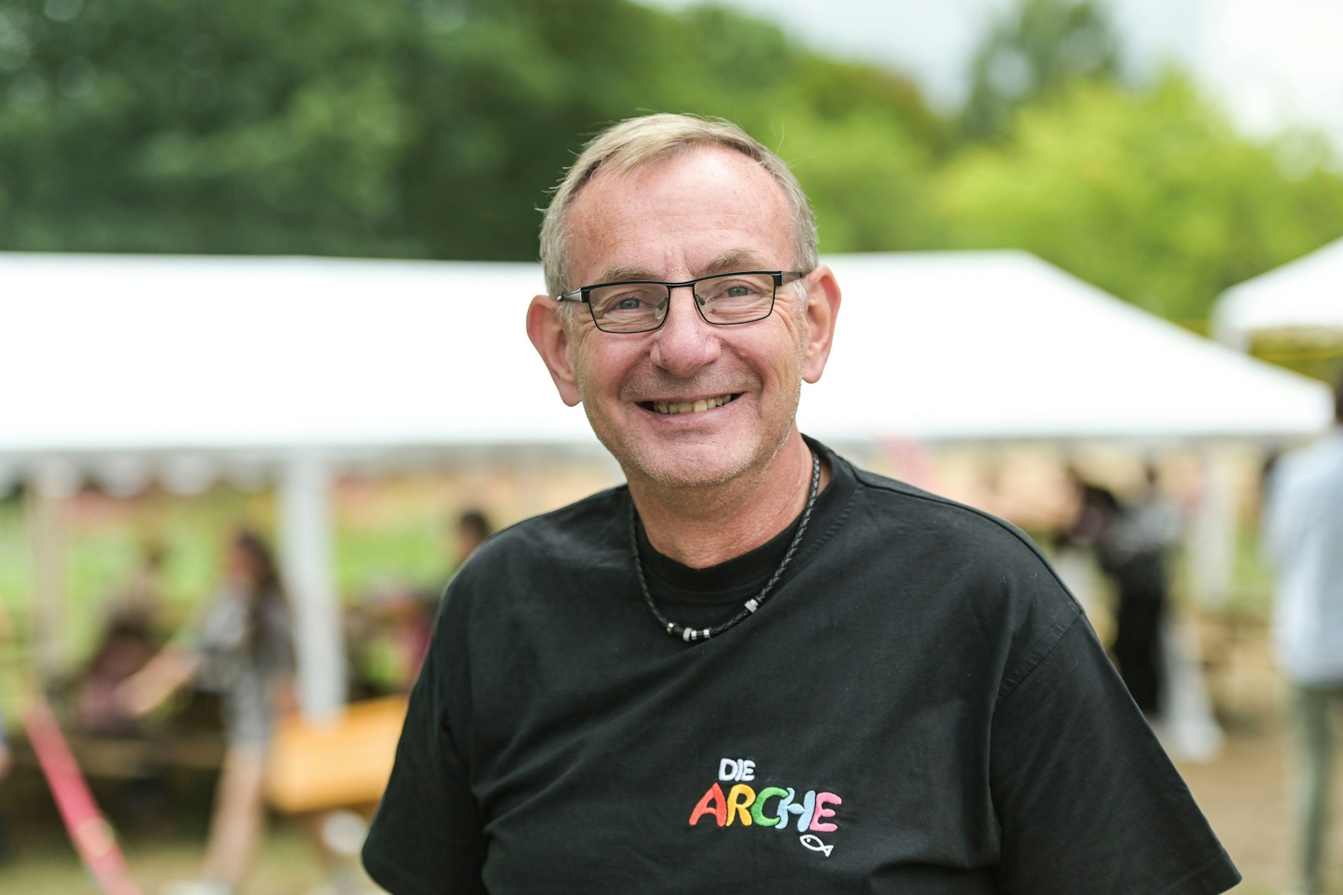 Pastor Bernd Siggelkow engagiert sich mit seiner Arche seit drei Jahrzehnten für sozial benachteiligte Kinder und ihre Eltern.