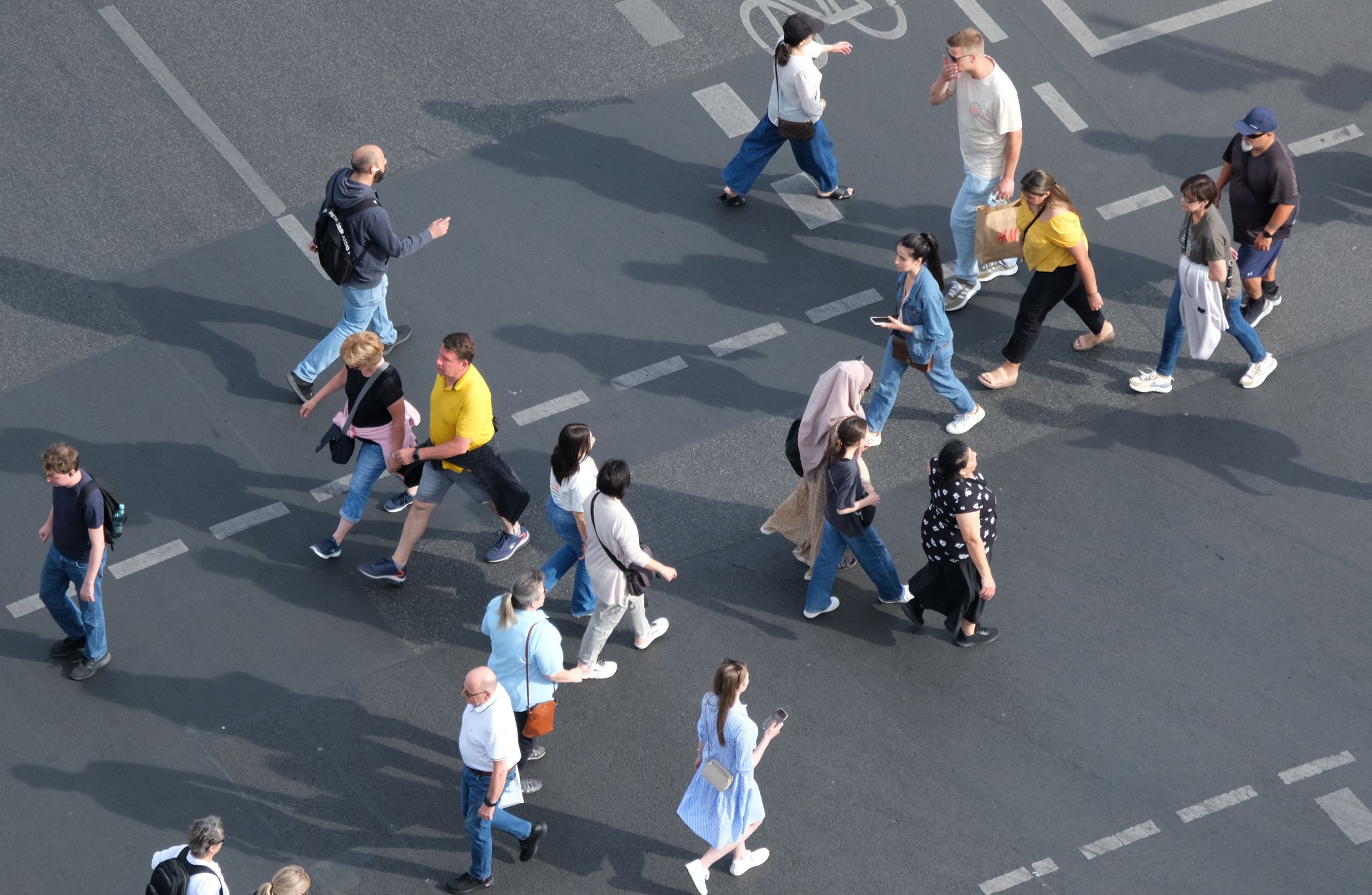 „Mach schneller!“ – Was Fußgänger in Berlin wirklich erleben: Schockierendes aus dem Alltag