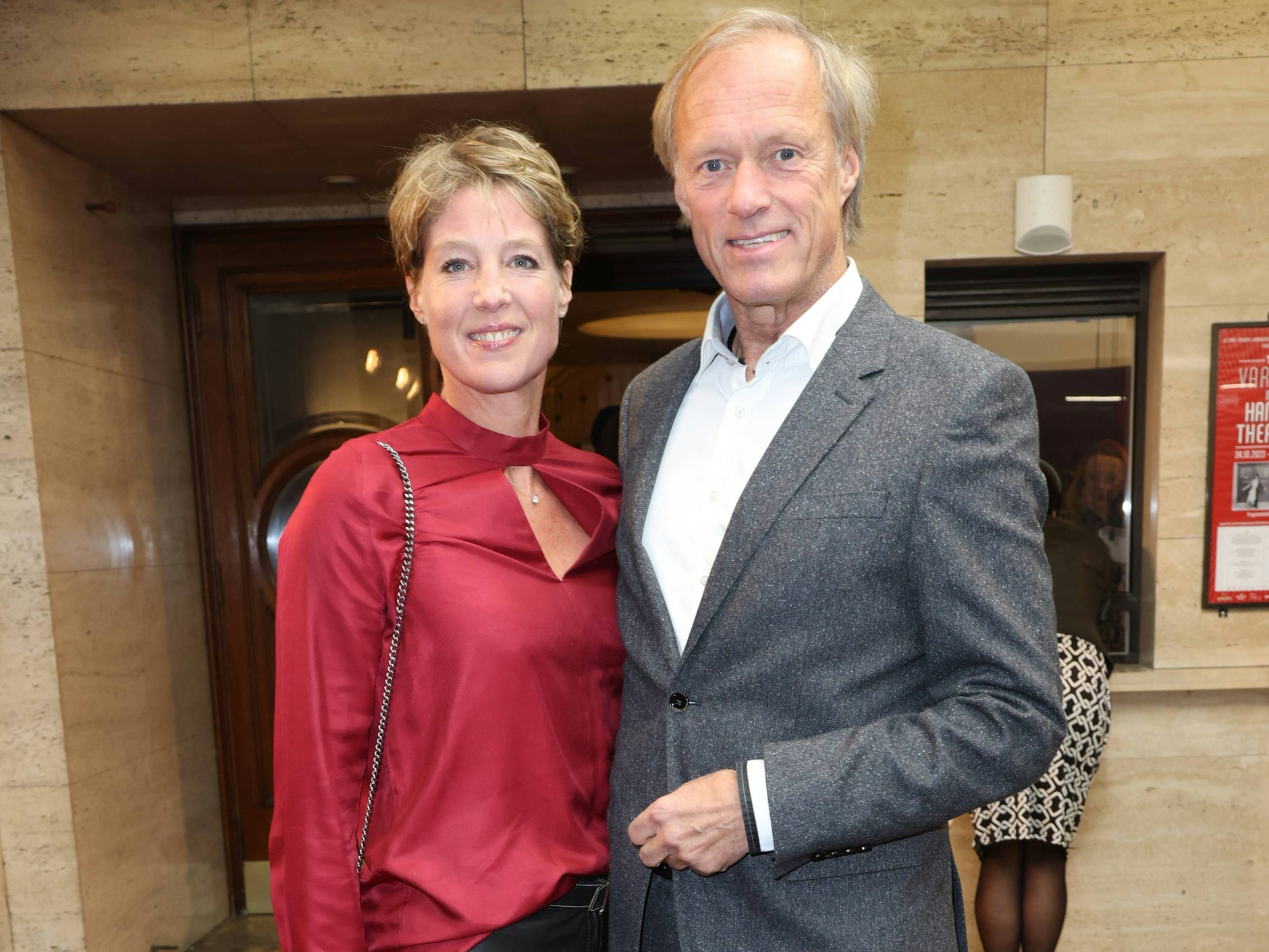 Steakhouse-Erbin Christina Block mit Gerhard Delling, der seit 2021 ihr Partner ist.