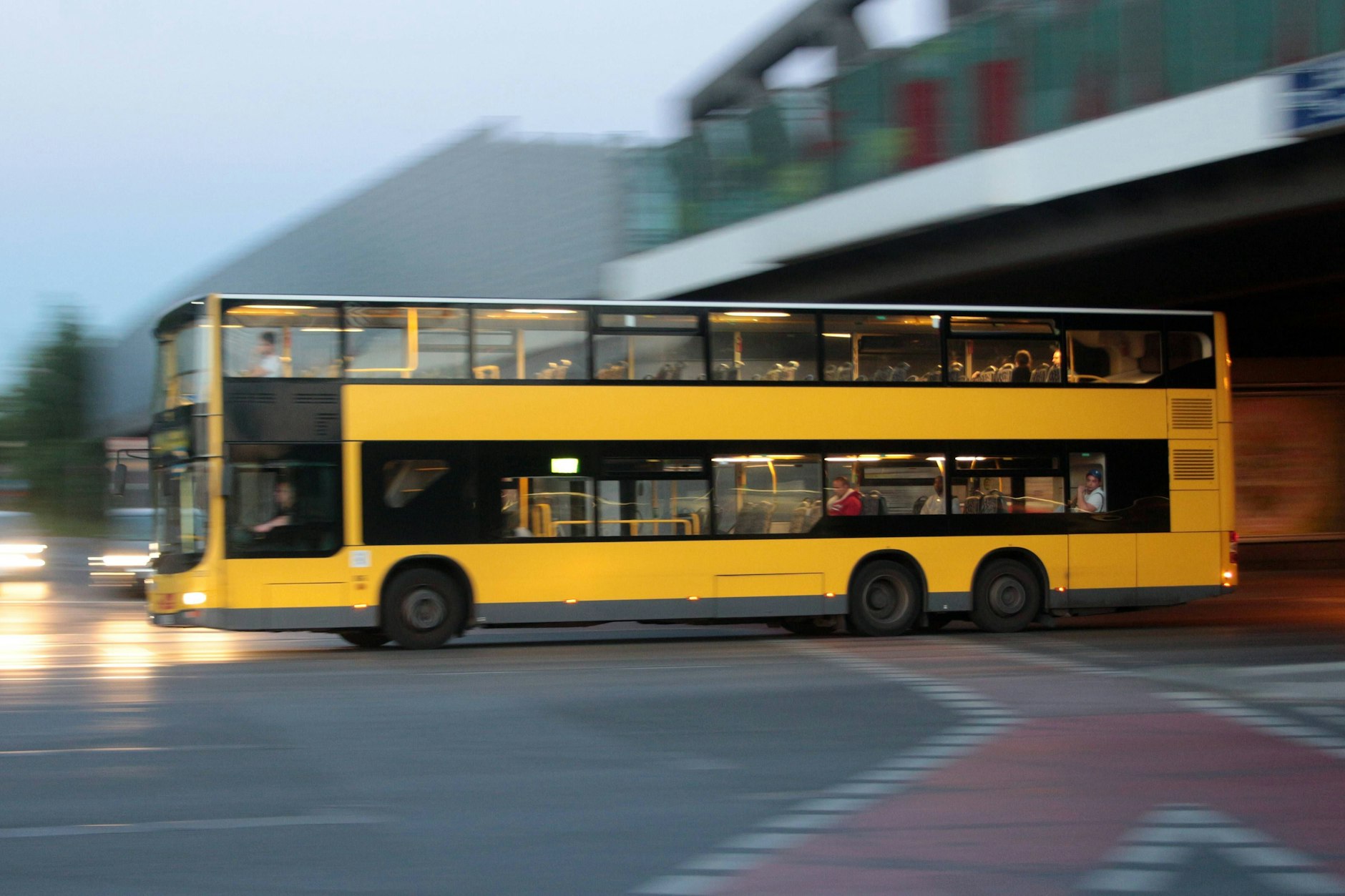 BVG-Fahrer klärt auf: Die Linie 165 kommt nicht zu früh, sondern zu spät.