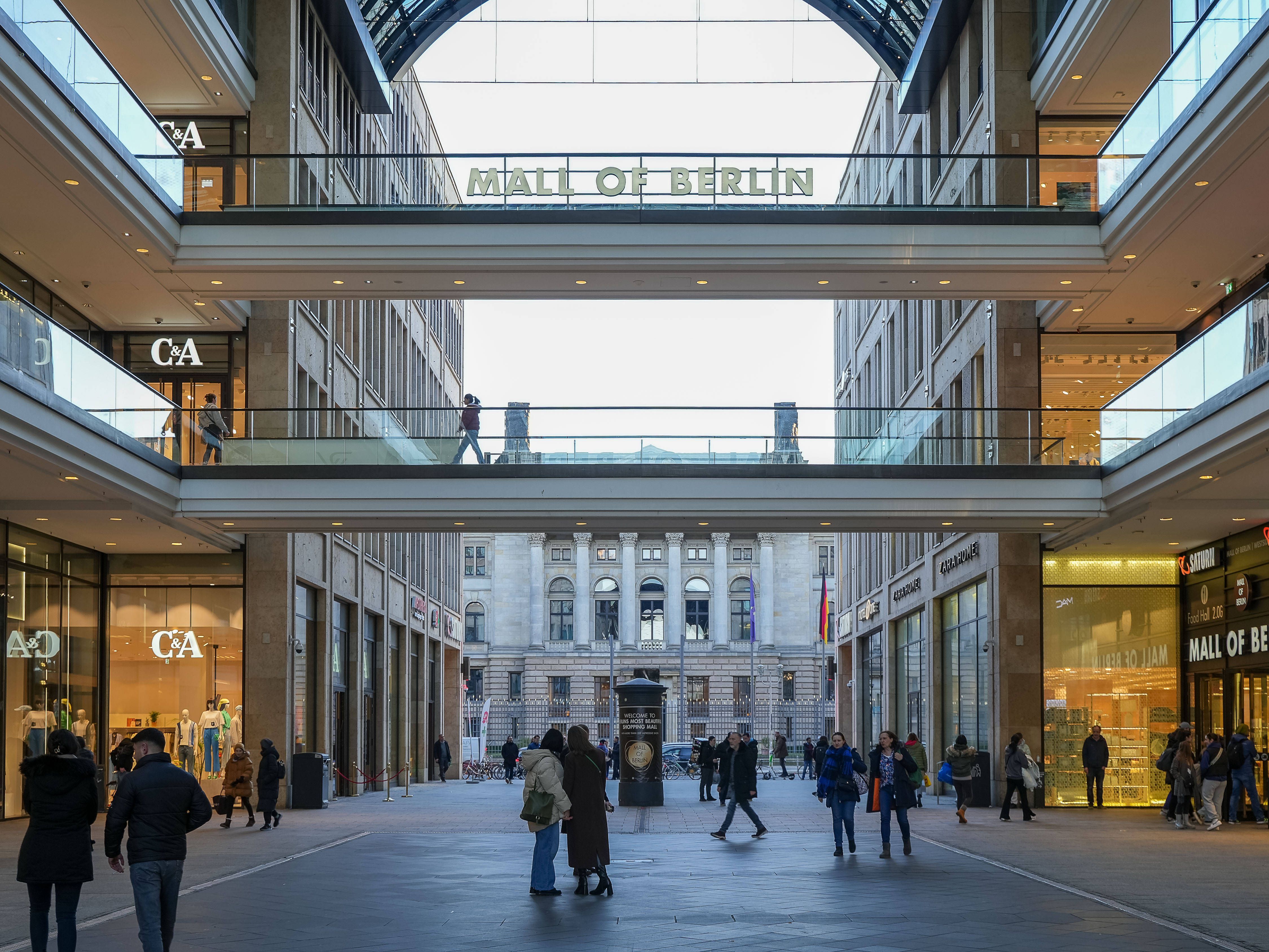 Juwelier-Einbruch in Mall of Berlin: Täter entwischen trotz Alarm