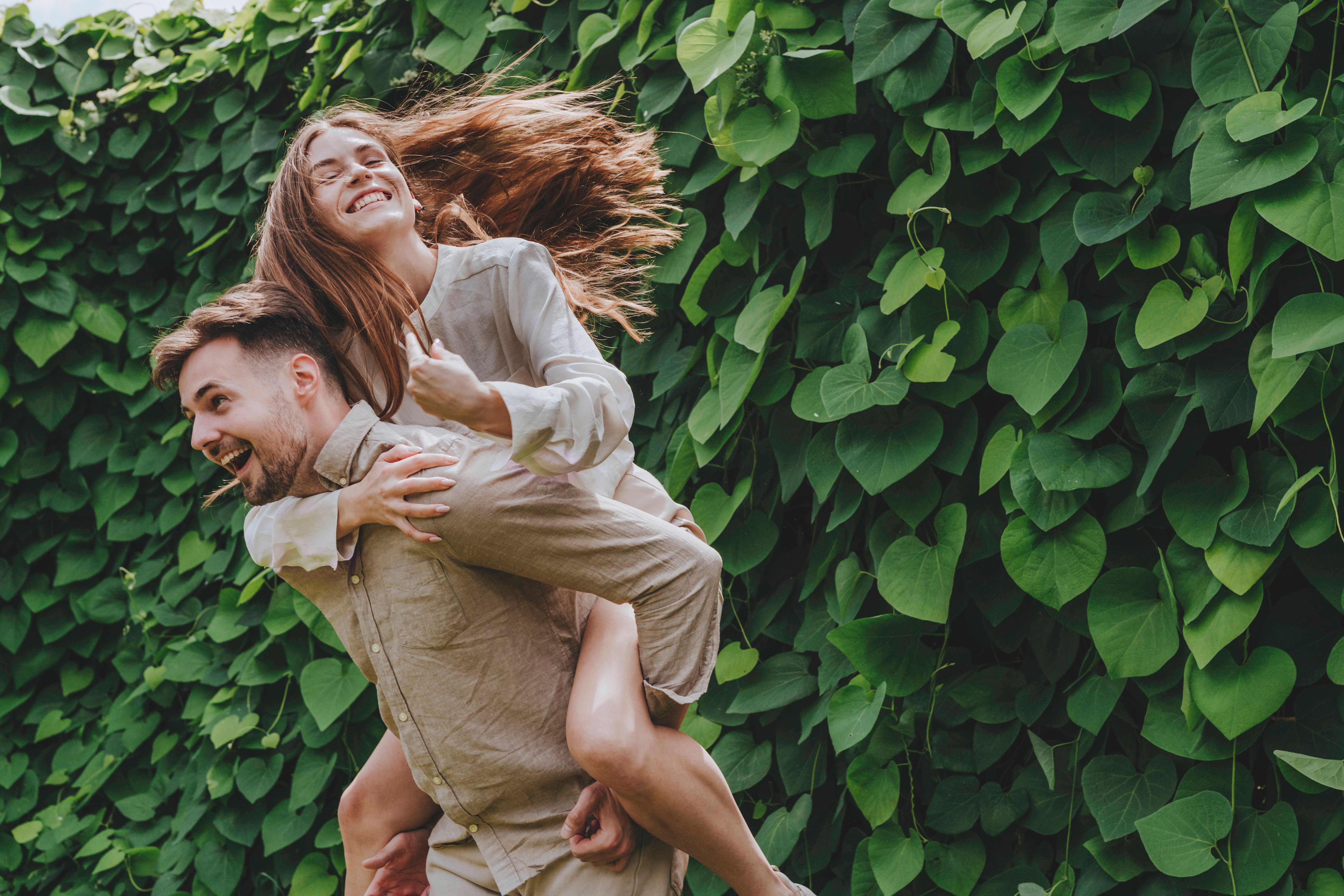 Frühlingserwachen für vier Sternzeichen: Liebe liegt in der Luft!