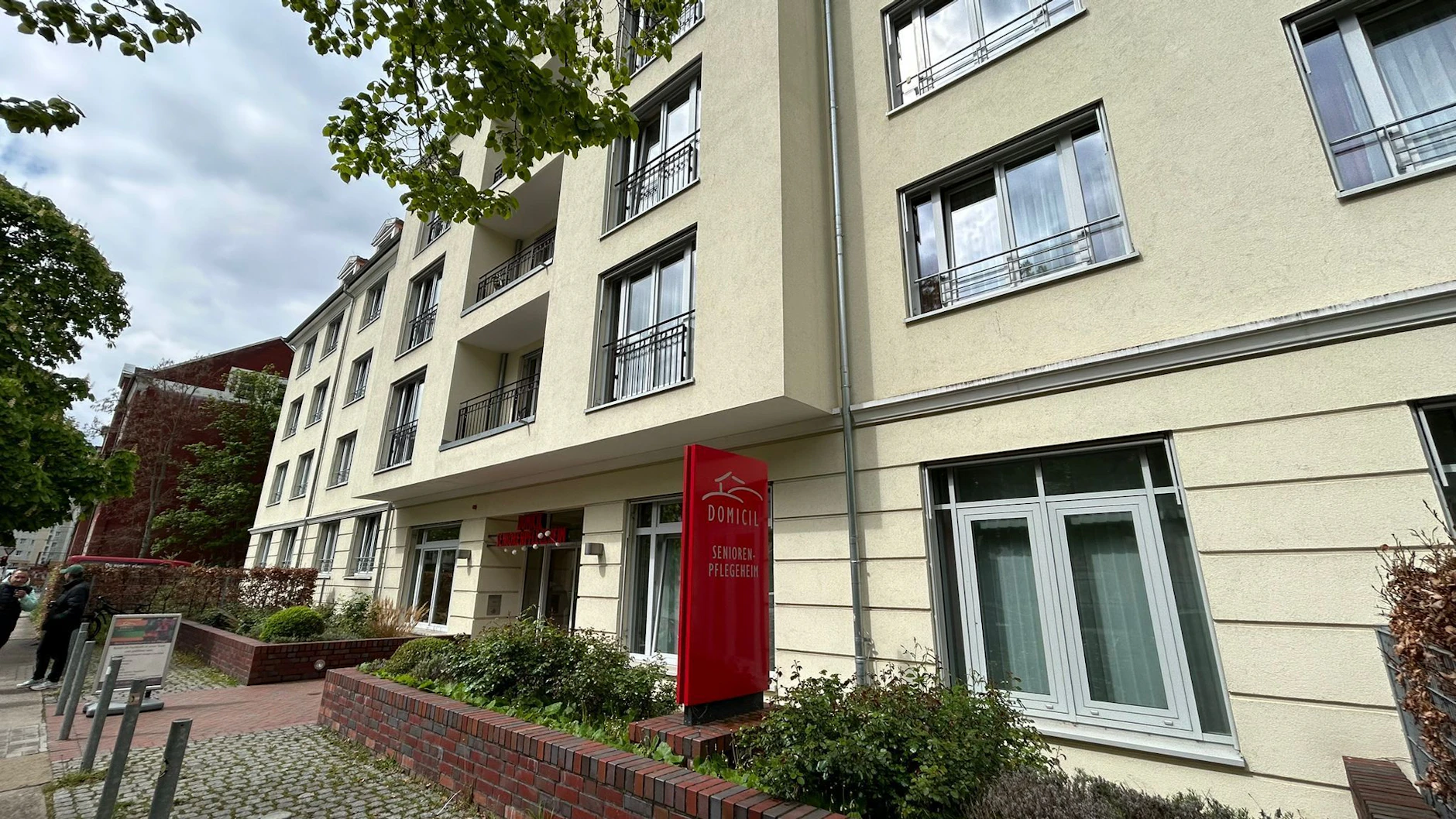 Das Domicil-Seniorenpflegeheim in Friedrichsfelde: Hier kam es nachts zu dem Polizeieinsatz.