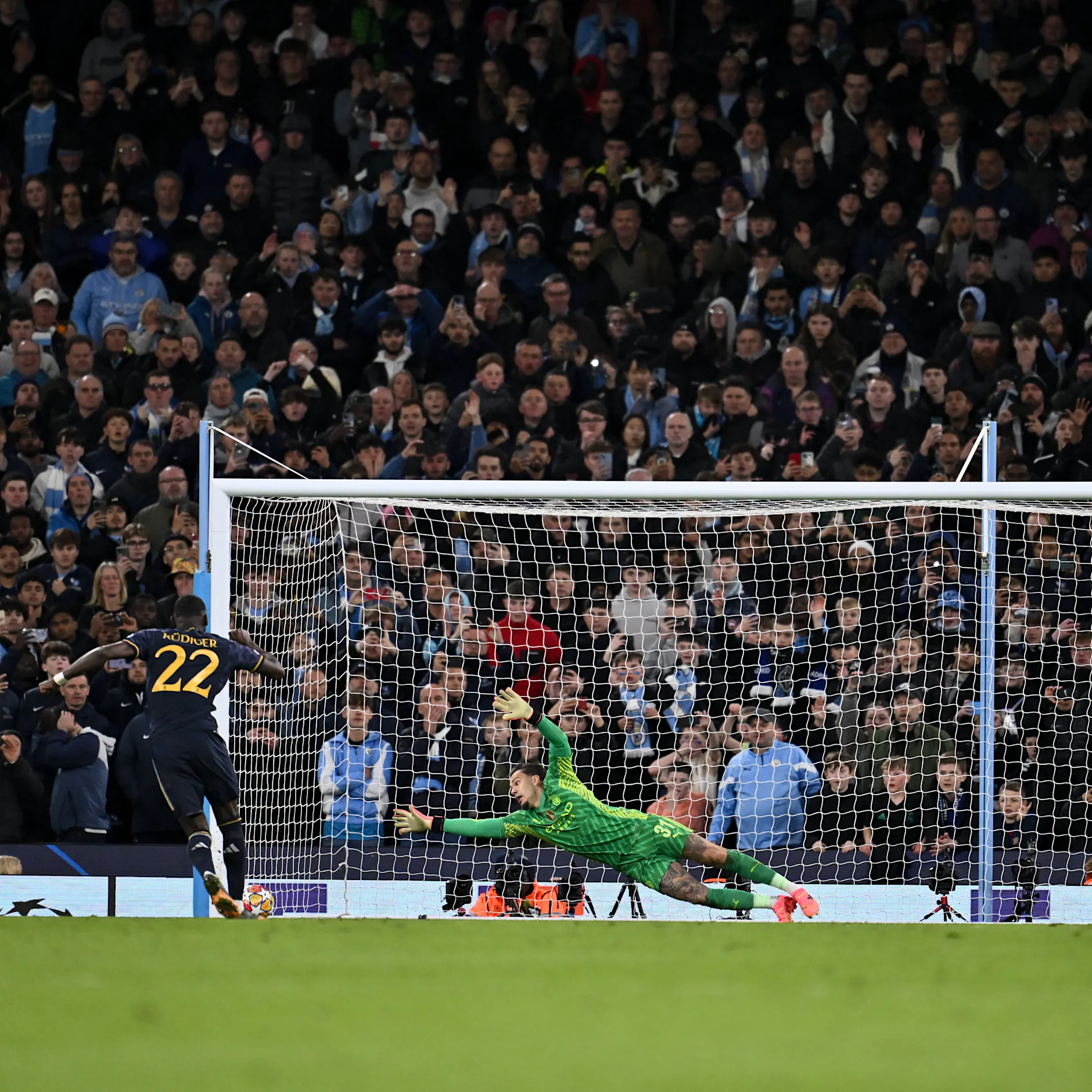 Ein Berliner Junge wird gefeiert: Antonio Rüdiger ballert Real ins Halbfinale