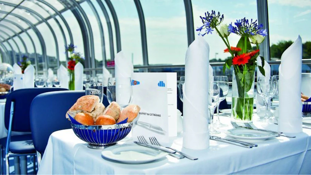 Freie Sicht auf den Himmel und das Buffet ...