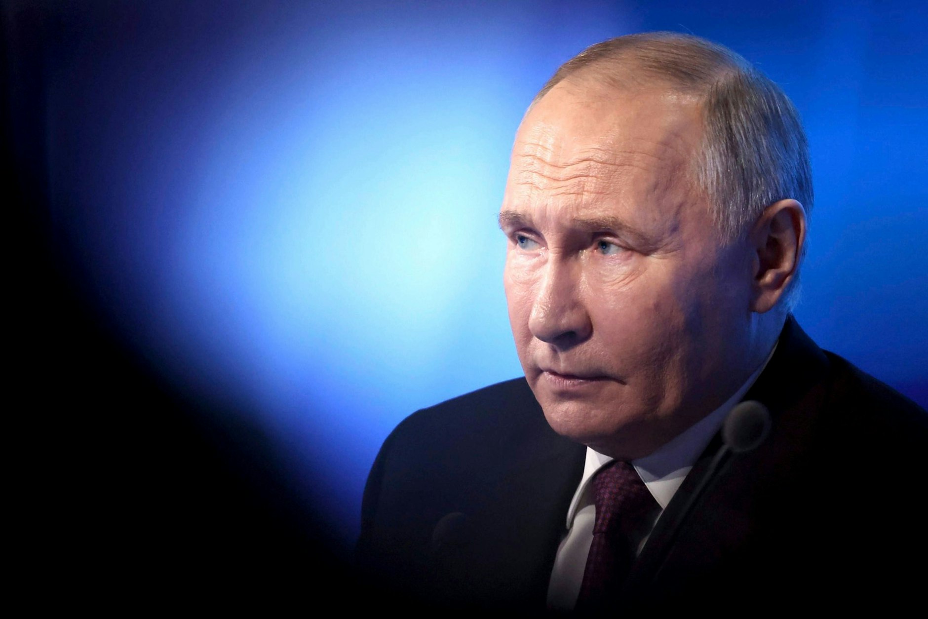 Kremlchef Wladimir Putin empfing amerikanische Vertreter im Kreml. Die Ukraine-Verhandlungen sind ins Stocken geraten.