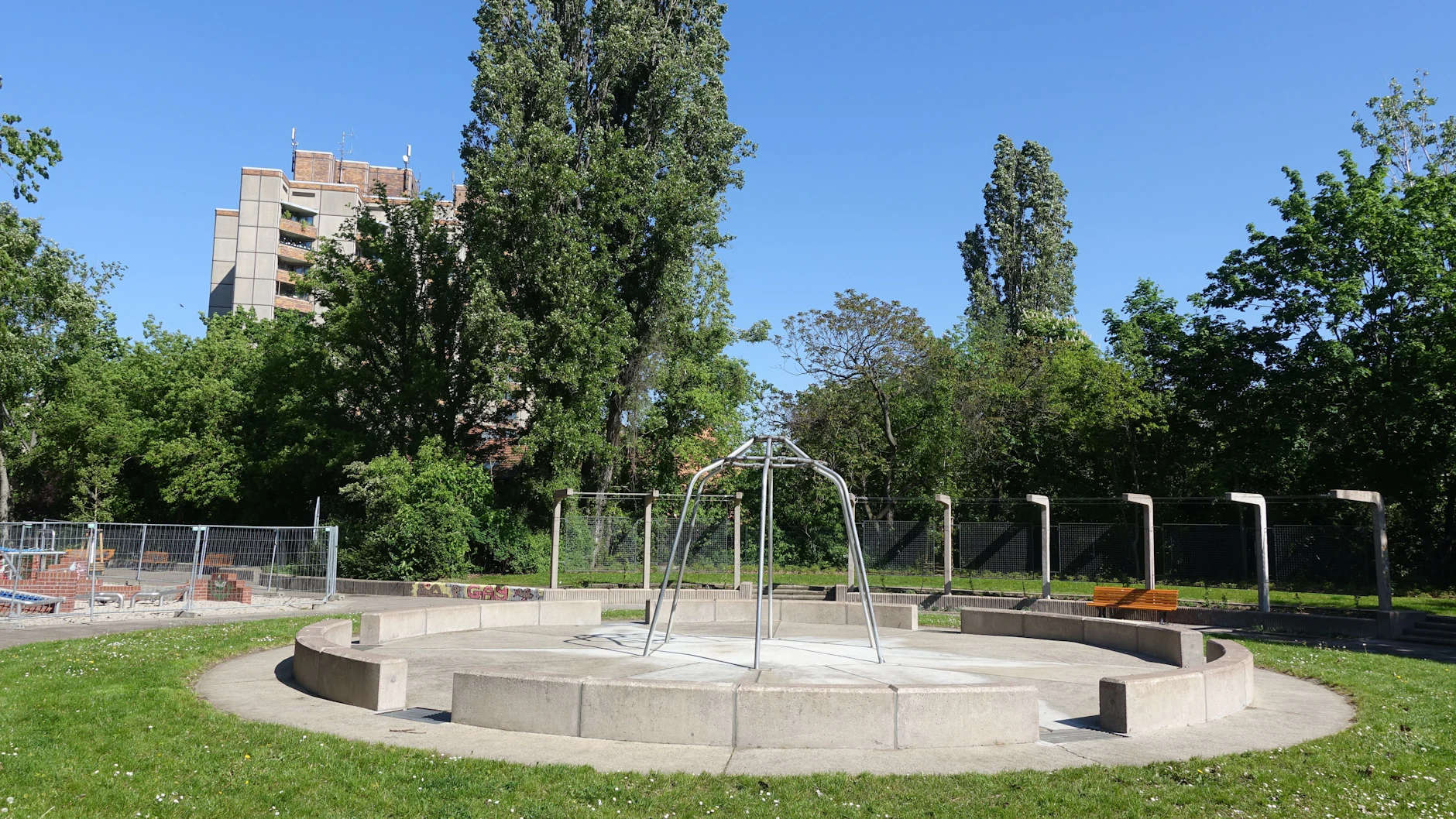 Bei warmem Wetter wird die Plansche ab Juni in Betrieb genommen.