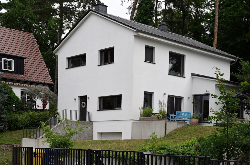 Angst vor dem Abriss: Familie darf drei weitere Monate in ihrem Haus bleiben