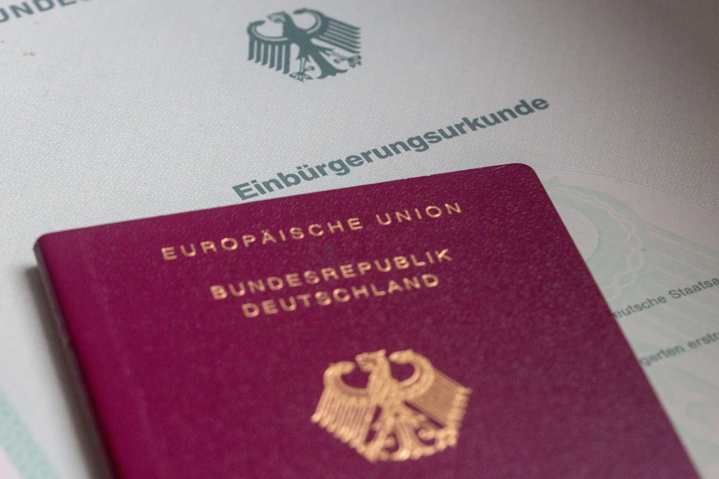 Terror-Schock: Drei Festnahmen in Berlin – und die Pass-Debatte kocht hoch