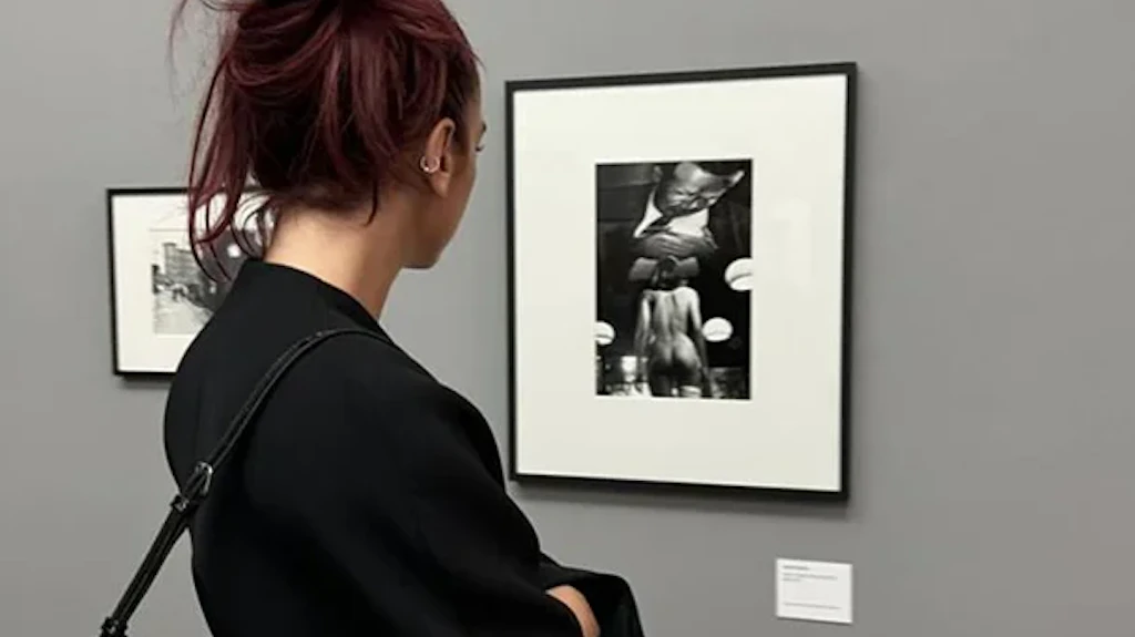 Dua Lipa zu Besuch in der Helmut Newton Foundation im Museum für Fotografie