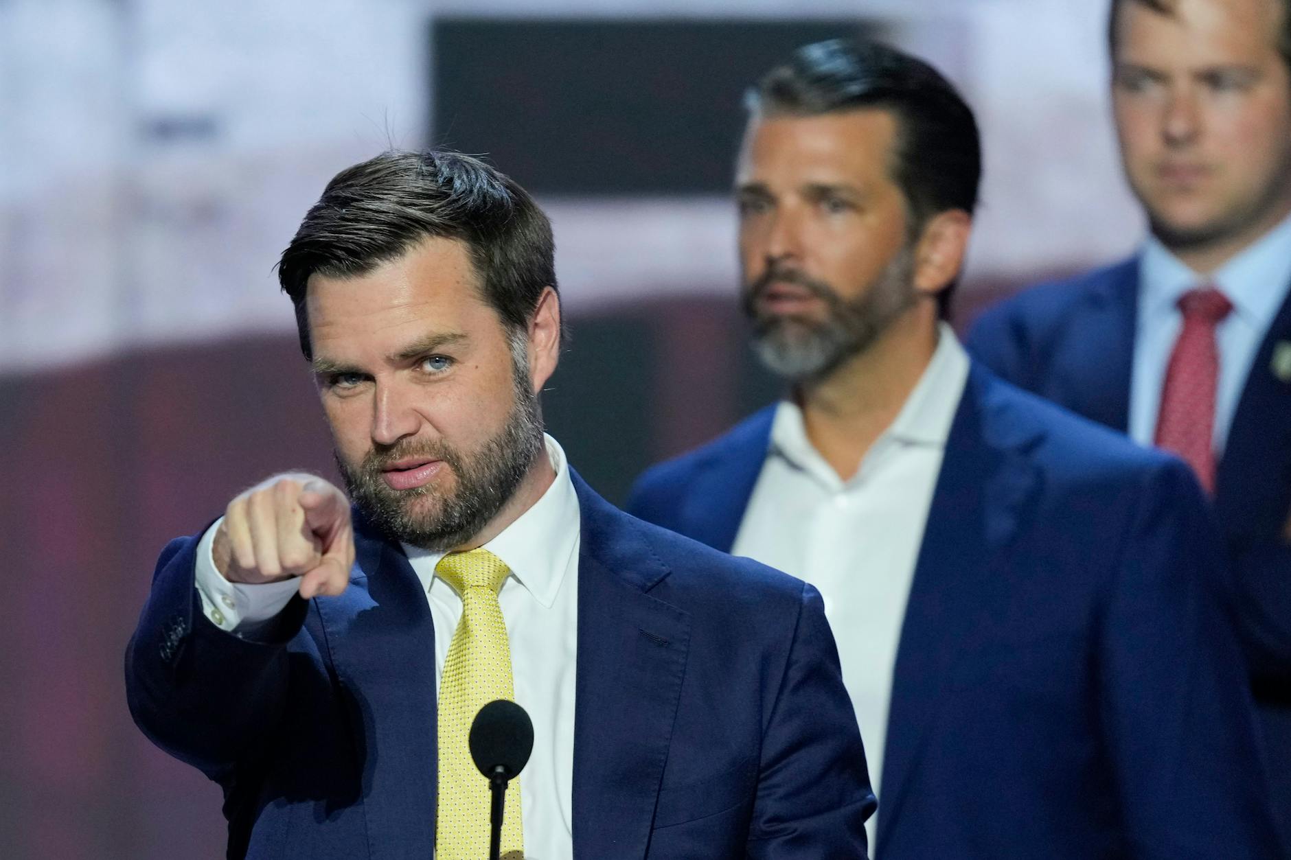 Trumps Vize JD Vance sieht den Iran am Zug.