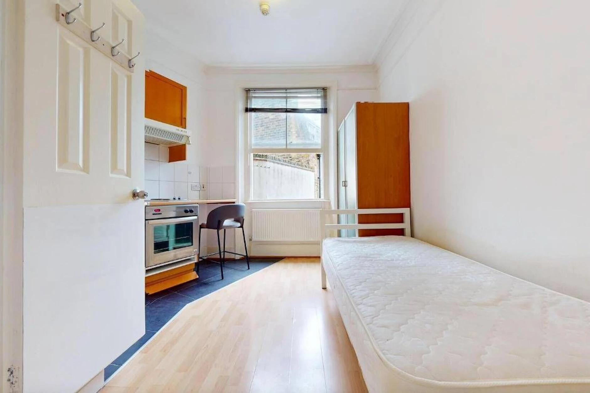 In Berlin werden immer mehr kleine, möblierte Wohnungen angeboten, die 30 Euro pro Quadratmeter und mehr kosten (Symbolfoto).